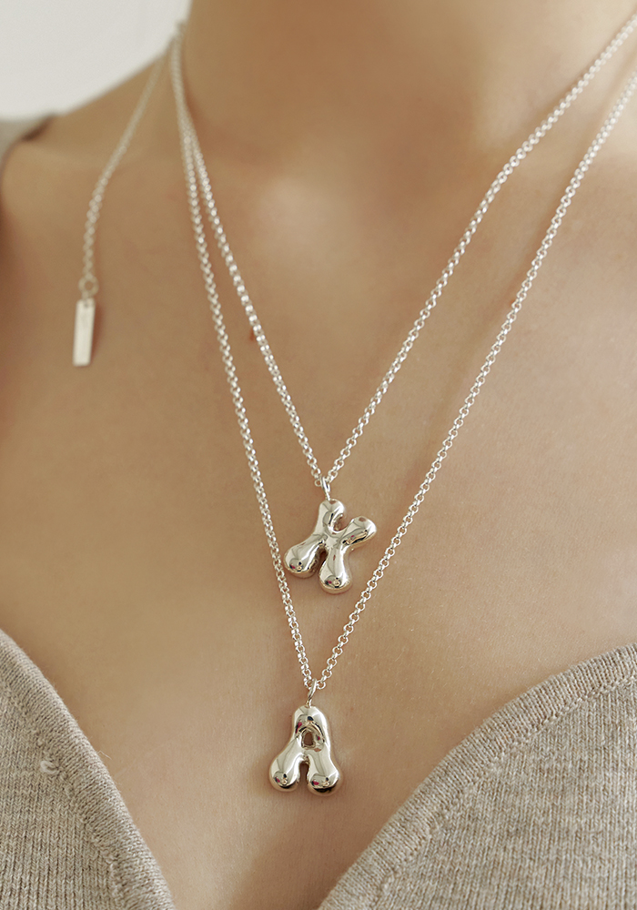 Flow Initial Necklace (classic chain)